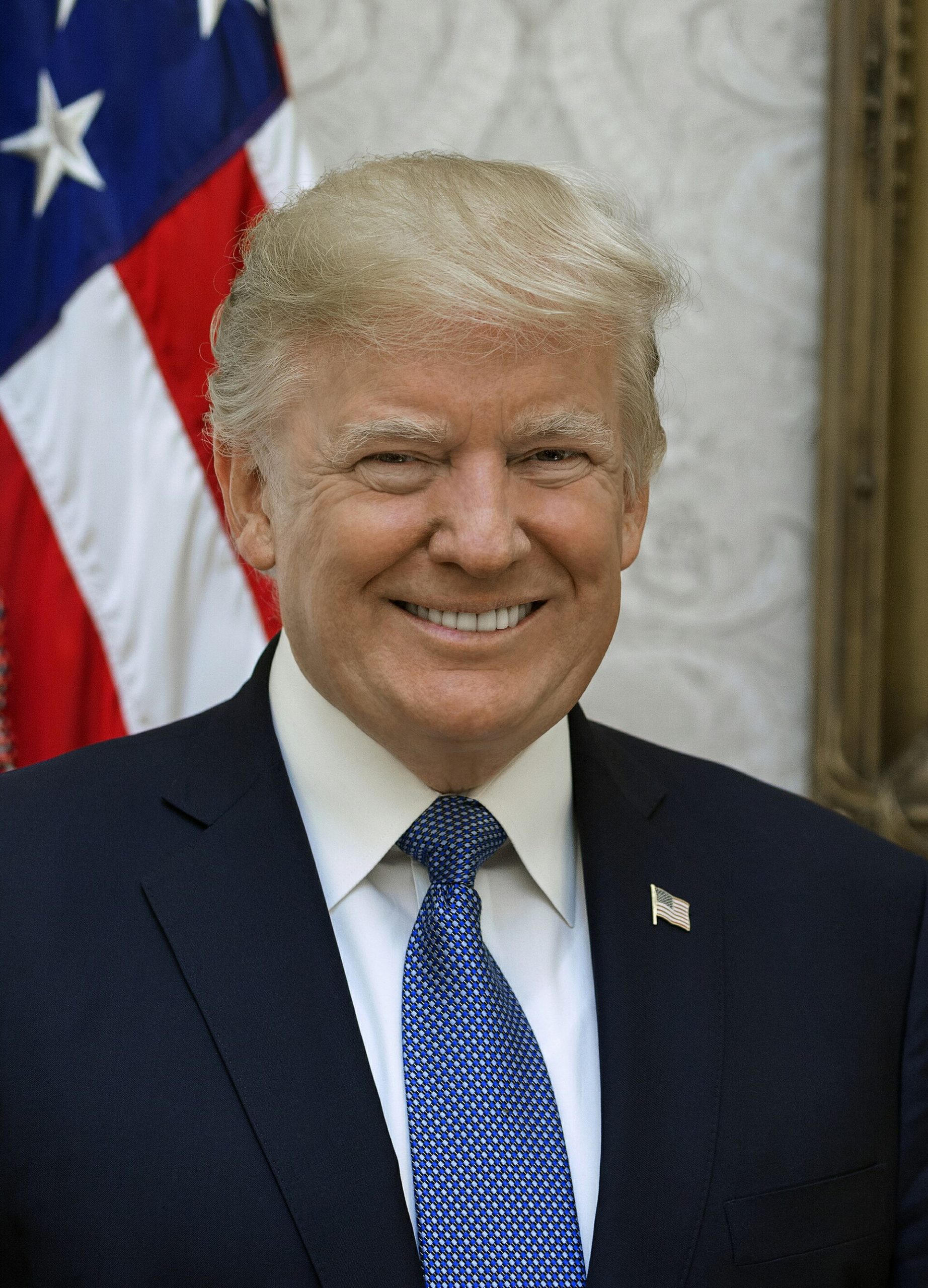 Official Portrait of President Donald Trump (2nd cropped)