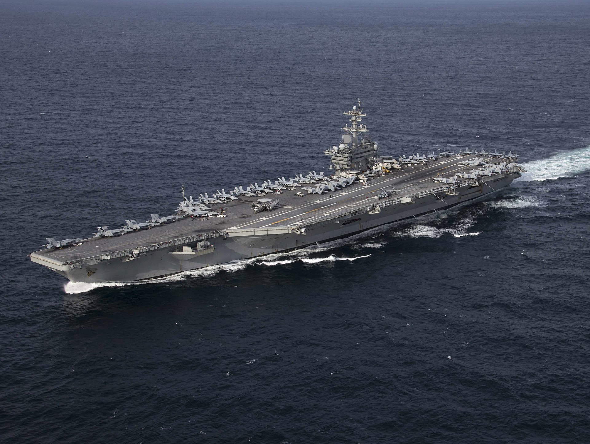 USS Abraham Lincoln (CVN 72) underway in the Atlantic Ocean on 30 January 2019 (190130 N PW716 1312)