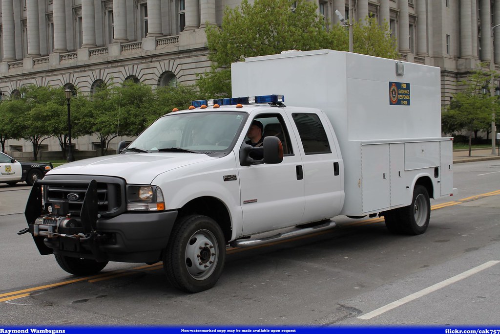 FBI Federal Bureau of Investigation Evidence Response Team Police Ford F 450